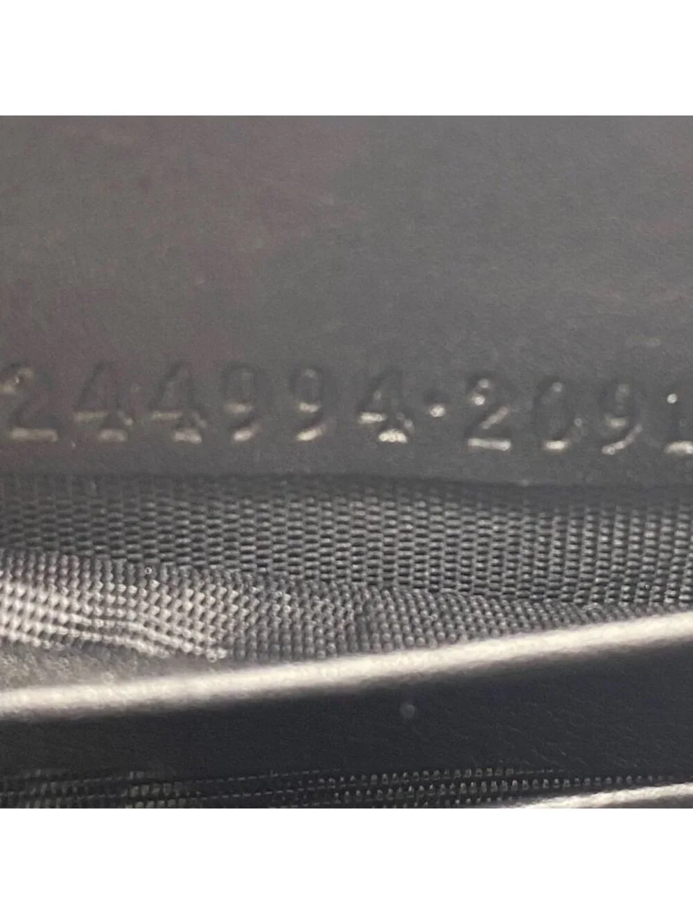 Gucci Wallet Guccissima Round Micro GG Leather Black - Picture 14 of 15
